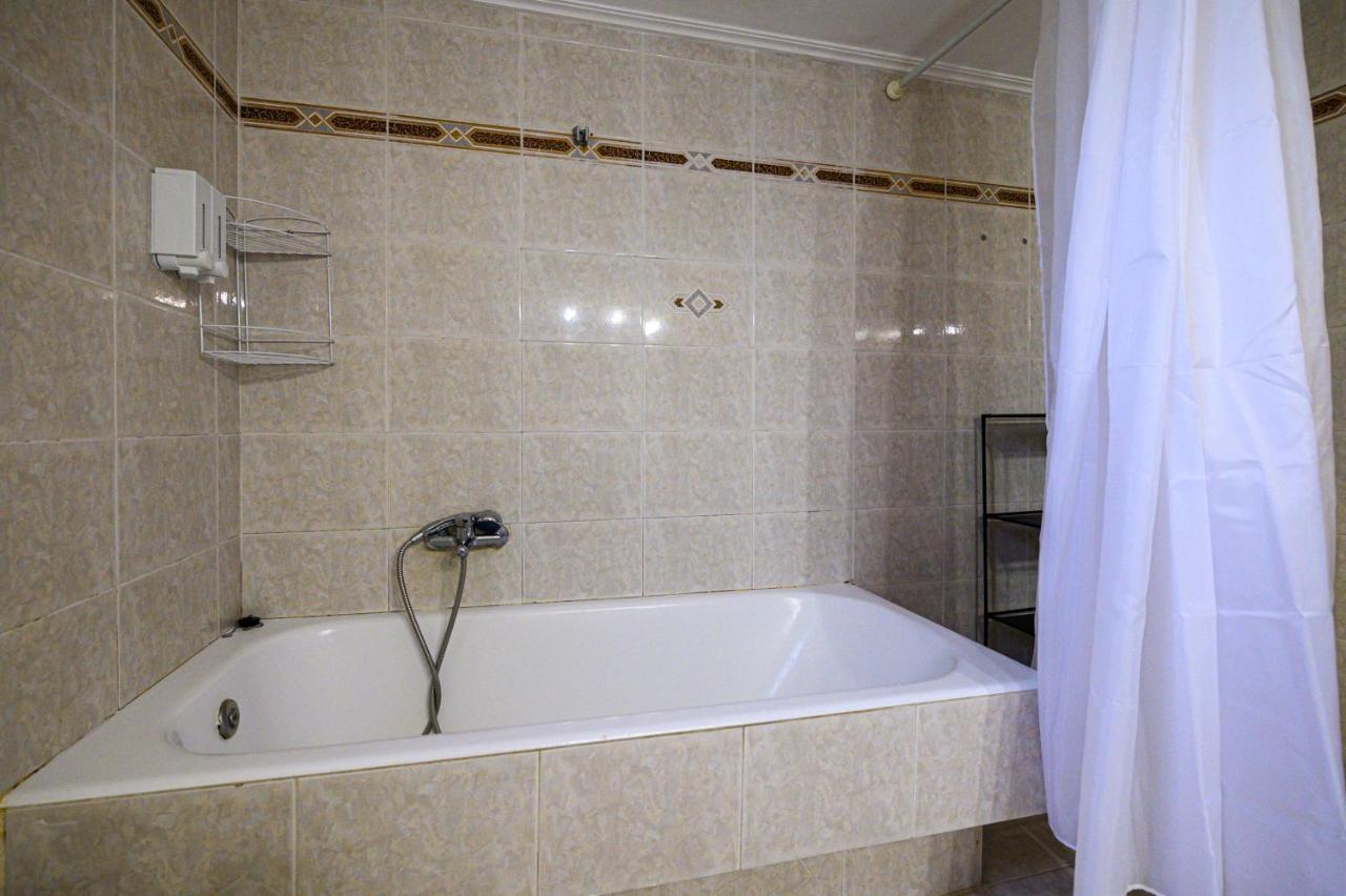 Oliva Apartment Kalamata Bagian luar foto