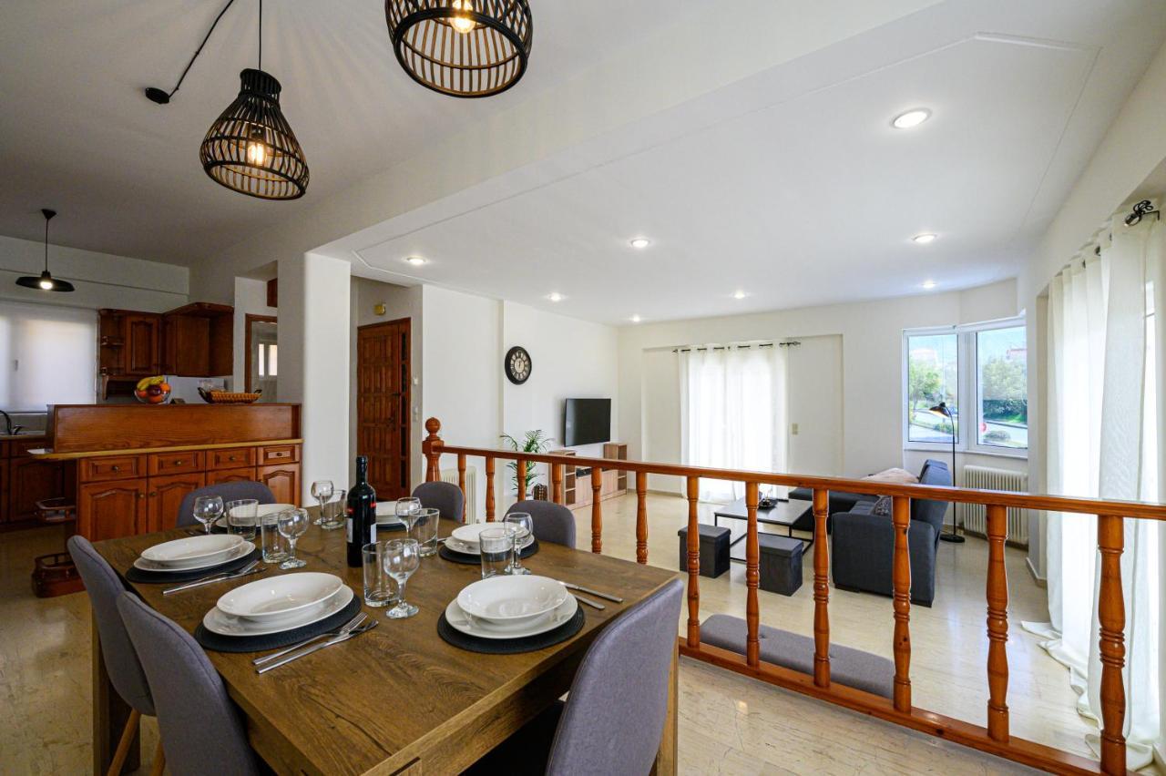 Oliva Apartment Kalamata Bagian luar foto